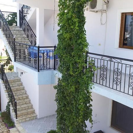 Villa Festim Ксамил Экстерьер фото